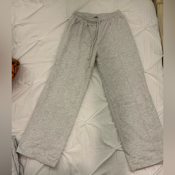 Zara Pants - Zara Light Gray Joggers